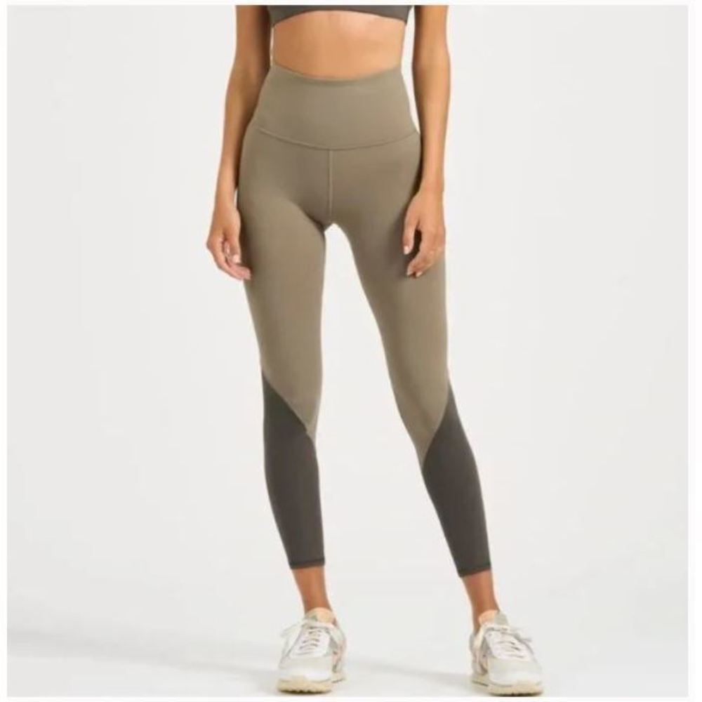 Vuori Leggings Green Oregano Colorblock  XL Soft Comfy